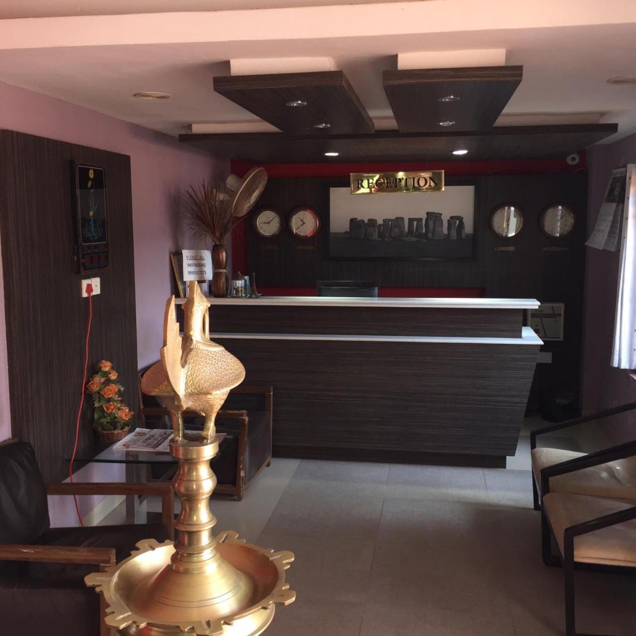 French Avenue Hotell Mahe Eksteriør bilde